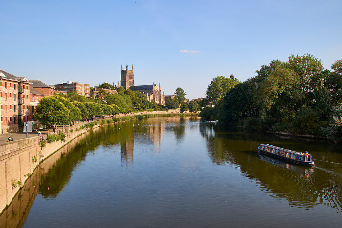 View of River Severn looking towards Worcester Cathedral, Worcester, Worcestershire, England, United Kingdom, Europe