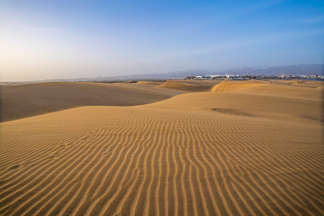 View of drifting sands and dunes at Maspalomas, Gran Canaria, Canary Islands, Spain, Atlantic, Europe