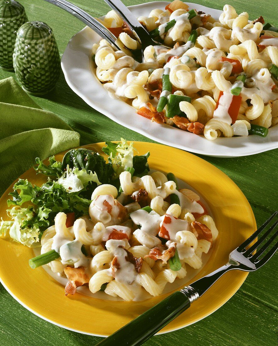 Pasta Salad with Vegetables and Bacon