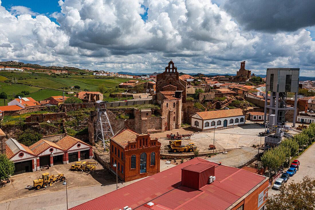 Luftaufnahme der alten Mine, Heritage of Mercury, UNESCO-Welterbe, Almaden, Kastilien-La Mancha, Spanien, Europa