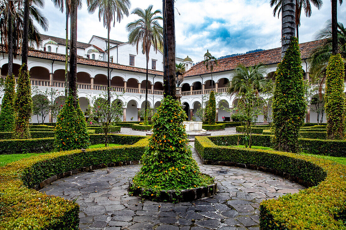 San Francisco Convent cloister, UNESCO World Heritage Site, Quito, Ecuador, South America