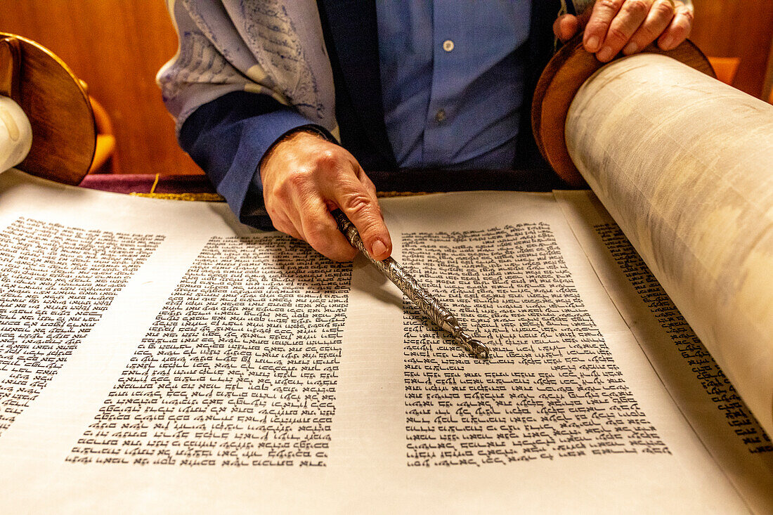 Rabbi reading Sefer Torah, Paris, France, Europe