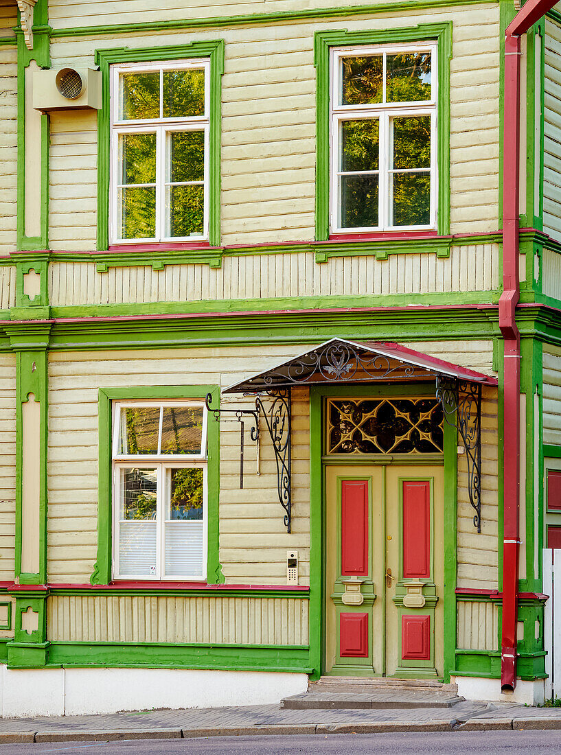 Traditionelles Holzhaus, Tallinn, Estland, Europa