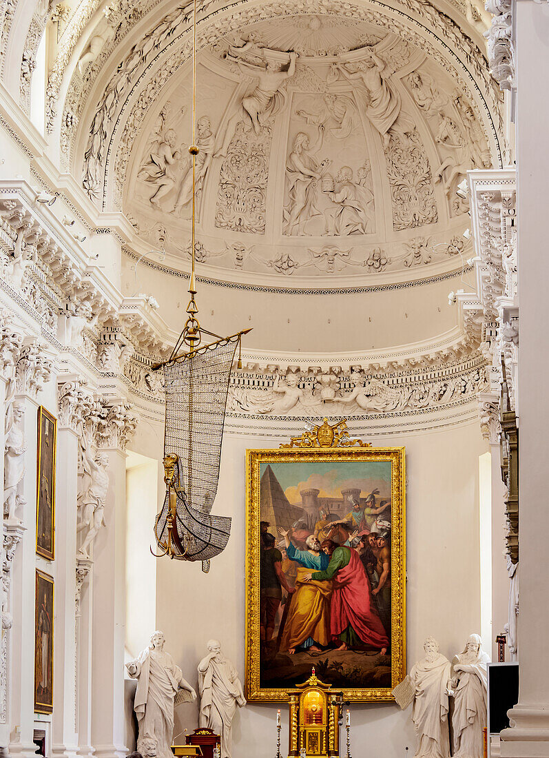 Church of St. Peter and St. Paul, interior, UNESCO World Heritage Site, Vilnius, Lithuania, Europe