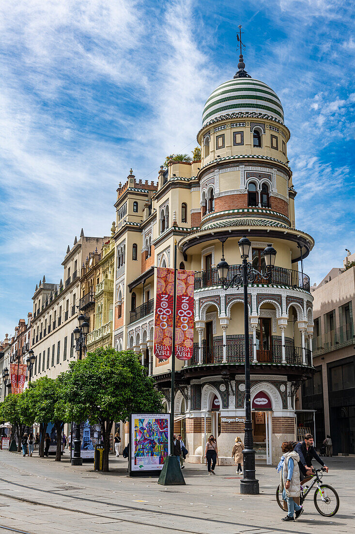 Edificio de La Adriatica, Seville, Andalucia, Spain, Europe