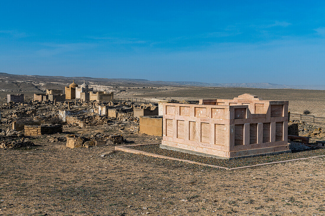 Cemetery around Cave Mosque Shakpak Ata, Mangystau, Kazakhstan, Central Asia, Asia