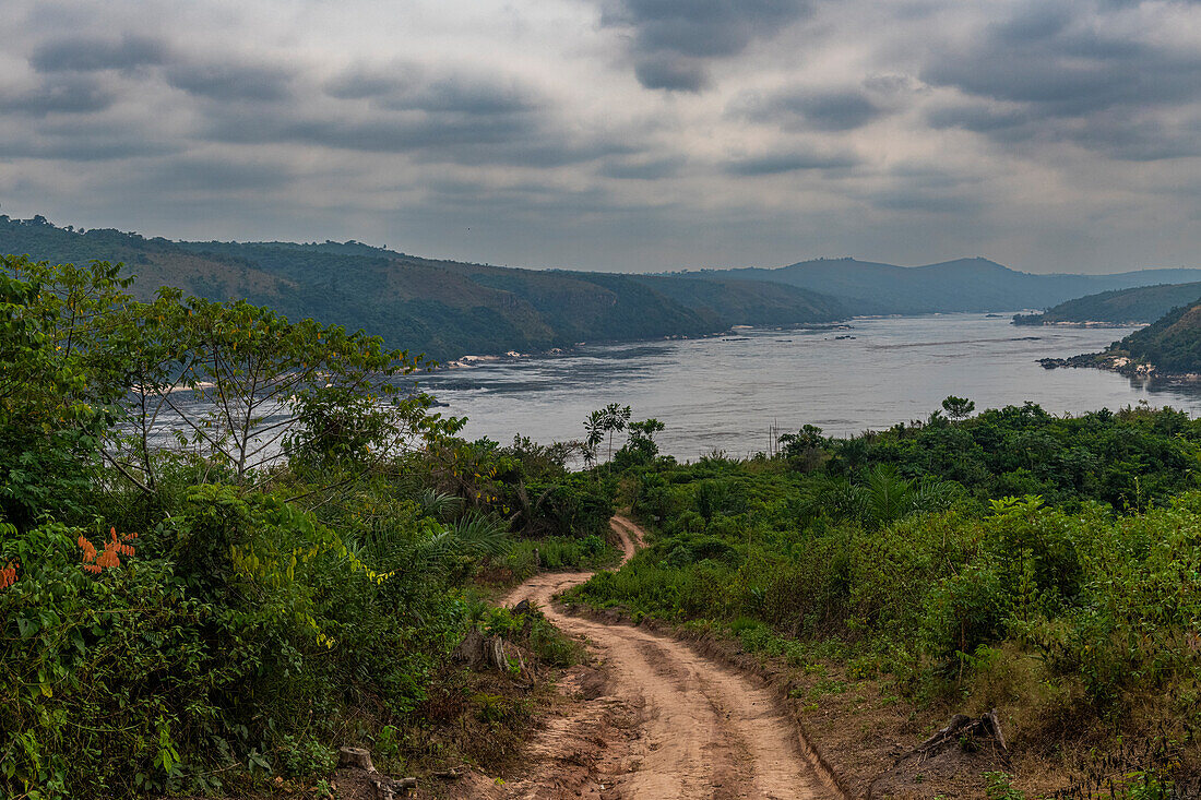 Blick auf den Kongo-Fluss, Zongo-Wasserfälle, Demokratische Republik Kongo, Afrika