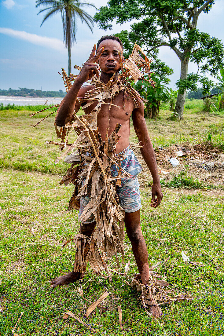Wagenya tribal men, Kisangani, Congo River, Democratic Republic of the Congo, Africa