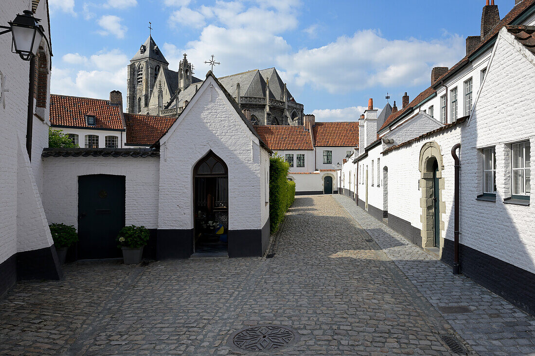 Saint Elisabeth Beguinage, UNESCO World Heritage Site, Kortrijk, Flanders, Belgium, Europe