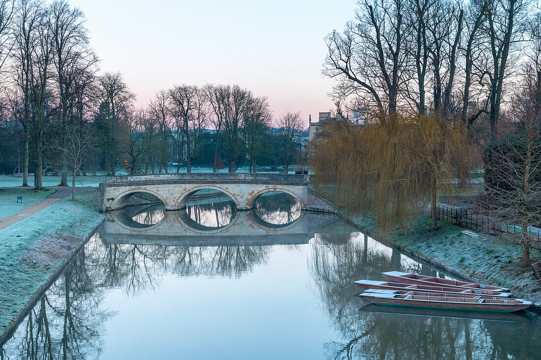 Trinity Bridge, River Cam, Trinity College, University of Cambridge, Cambridge, Cambridgeshire, England, United Kingdom, Europe