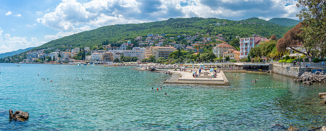 View of The Lungomare promenade and town of Opatija in background, Opatija, Kvarner Bay, Croatia, Europe