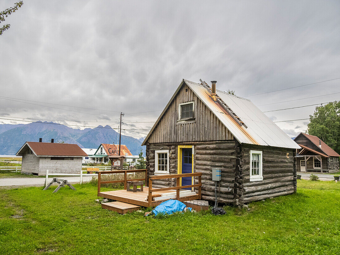 View of the town of Hope, on the south shore of the Turnagain Arm of Cook Inlet, Kenai Peninsula, Alaska, United States of America, North America