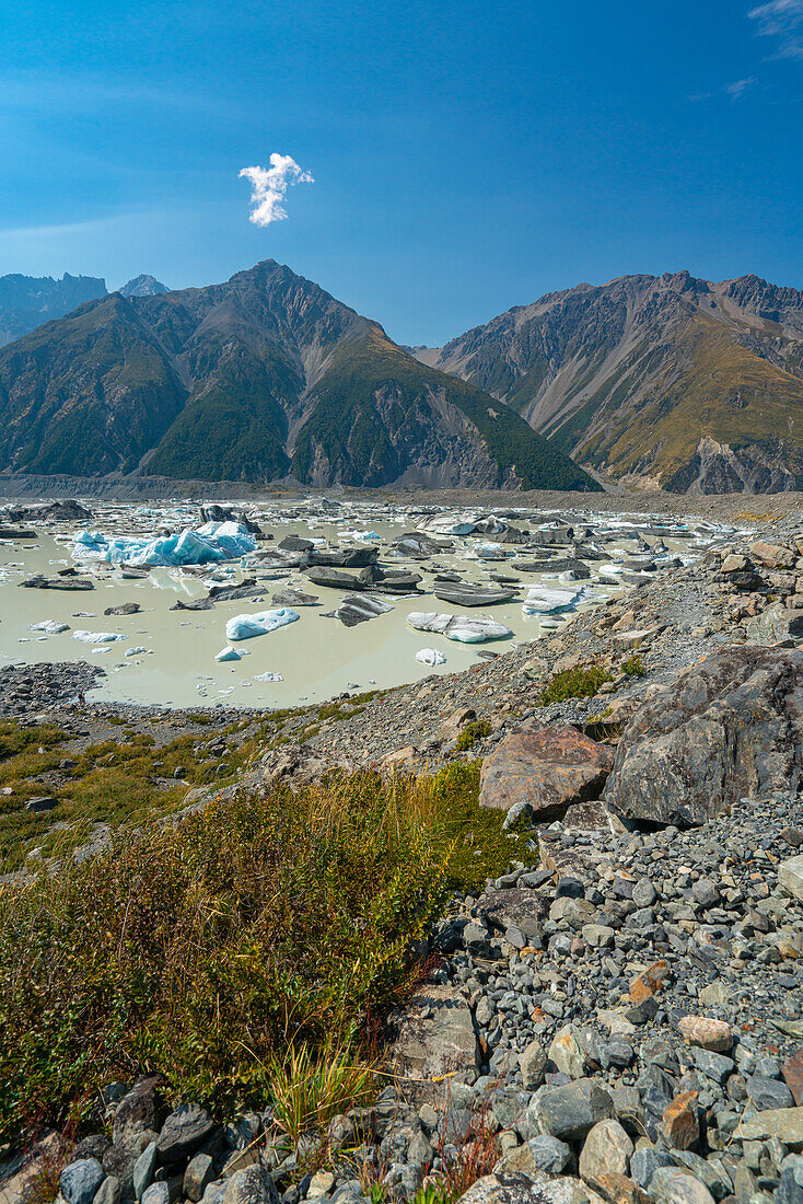 Tasman Lake, Aoraki/Mount Cook National Park, UNESCO World Heritage Site, Canterbury, South Island, New Zealand, Pacific