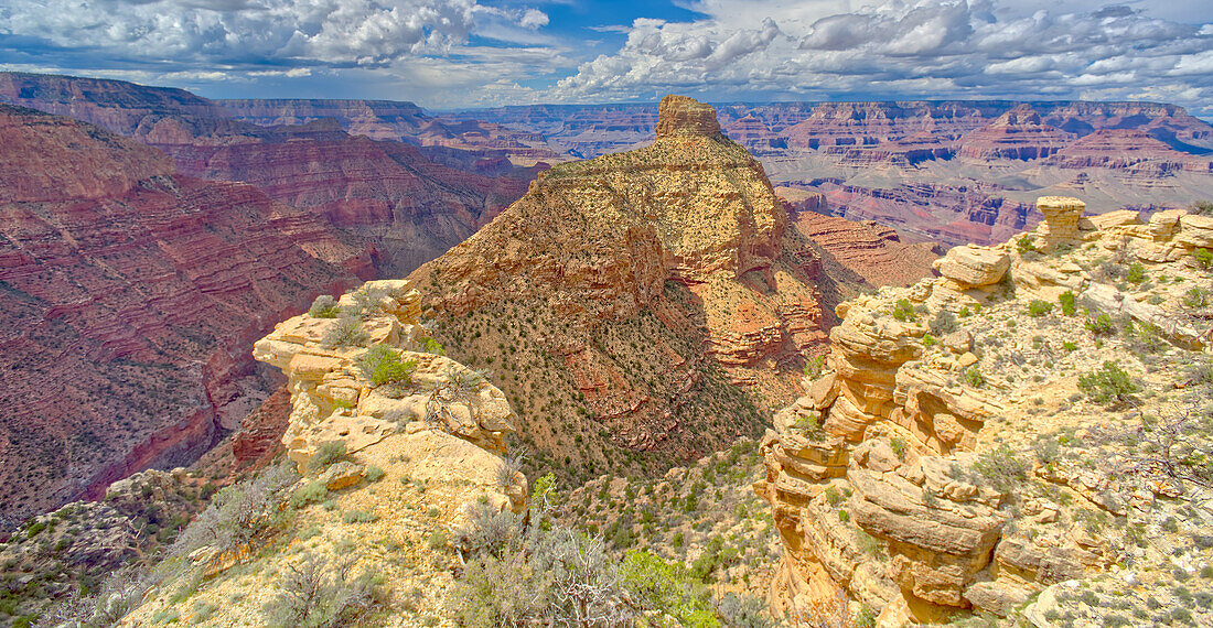 Coronado Butte am Grand Canyon vom Ende der Coronado Ridge aus gesehen, Grand Canyon National Park, UNESCO-Weltnaturerbe, Arizona, Vereinigte Staaten von Amerika, Nordamerika