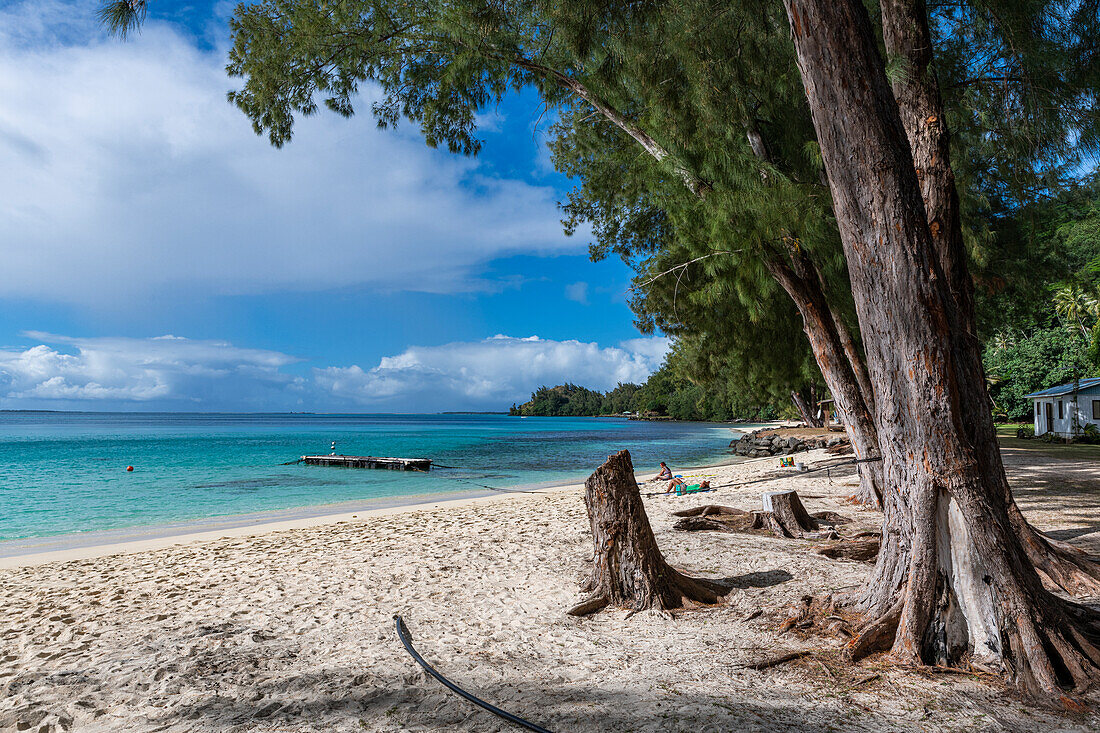 Weißer Sandstrand, Insel Aukena, Gambier-Archipel, Französisch-Polynesien, Südpazifik, Pazifik