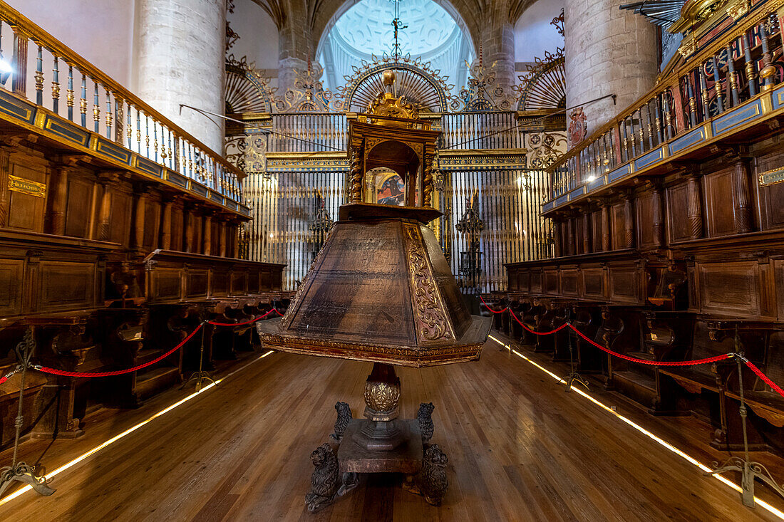 Golden altar, Yuso Monastery, UNESCO World Heritage Site, Monasteries of San Millan de la Cogolla, La Rioja, Spain, Europe