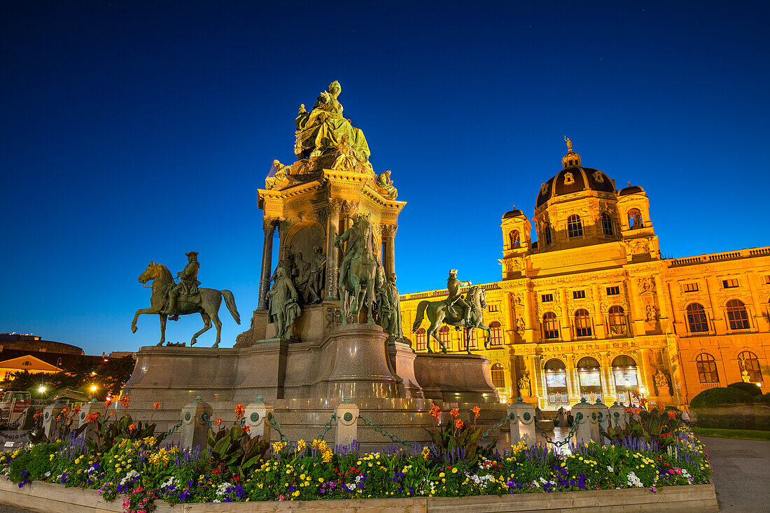 Maria Theresia monument and Natural History Museum at dusk, Vienna, Austria, Europe