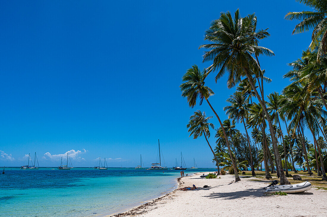 Weißer Sand Öffentlicher Strand Ta'ahiamanu, Moorea (Mo'orea), Gesellschaftsinseln, Französisch-Polynesien, Südpazifik, Pazifik