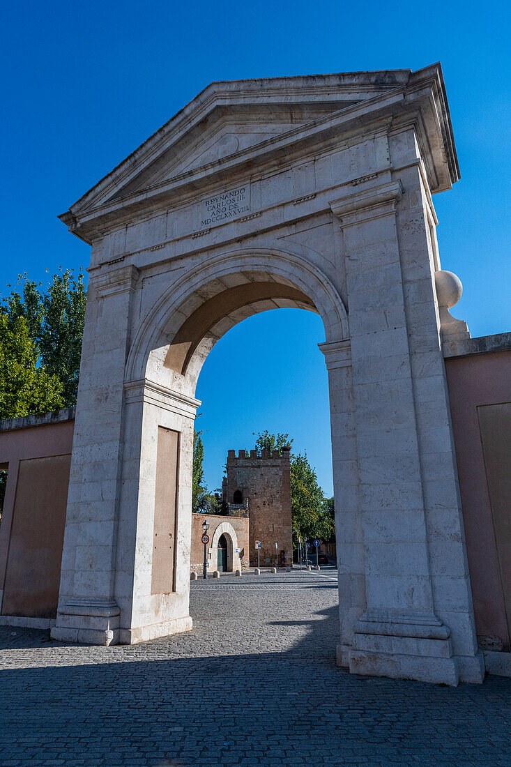 Gate of Madrid, Alcala de Henares, Madrid Province, Spain, Europe