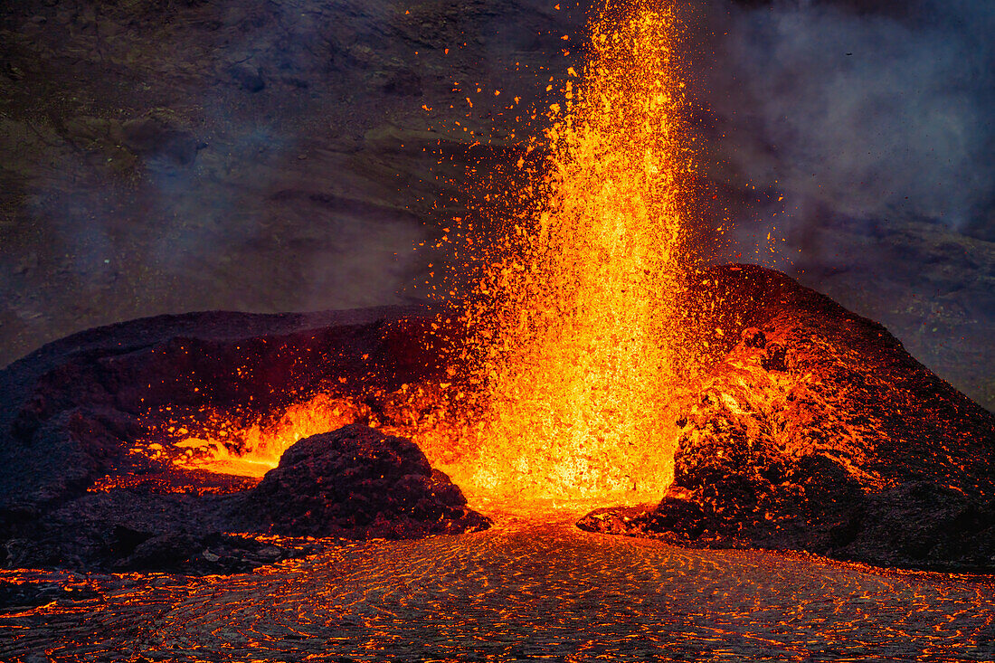 The recent re-eruption of Mount Fagradalsfjall and Geldingadalir Volcano, Southwest Peninsula, Iceland, Polar Regions