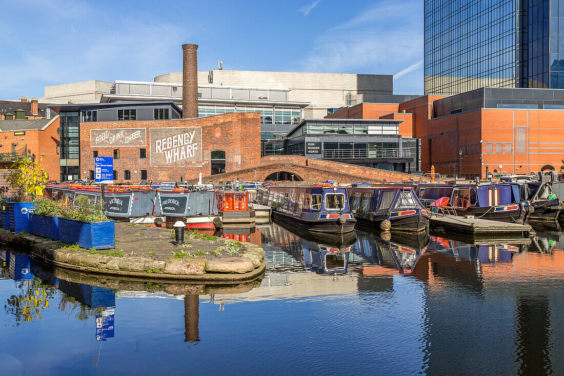 Birmingham-Kanal in der Gas Street, Zentral-Birmingham, West Midlands, Vereinigtes Königreich, Europa