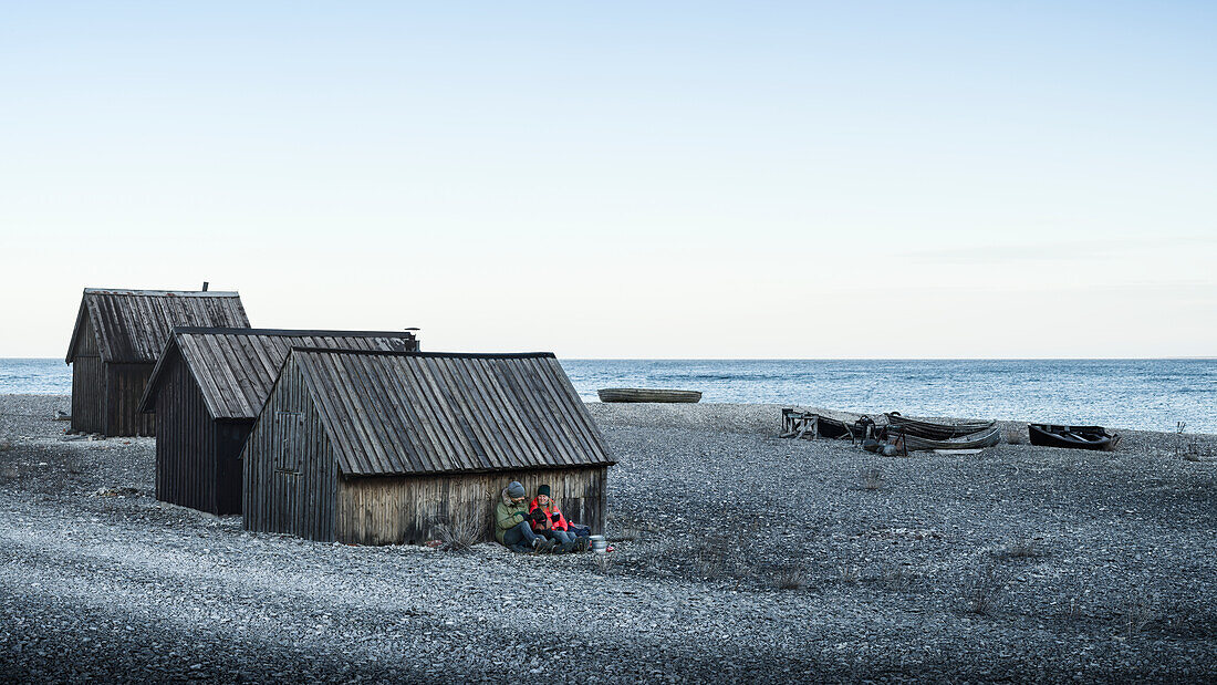 Holzhäuser am Meer