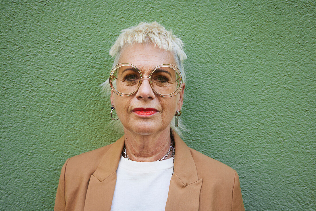 Porträt einer älteren Frau