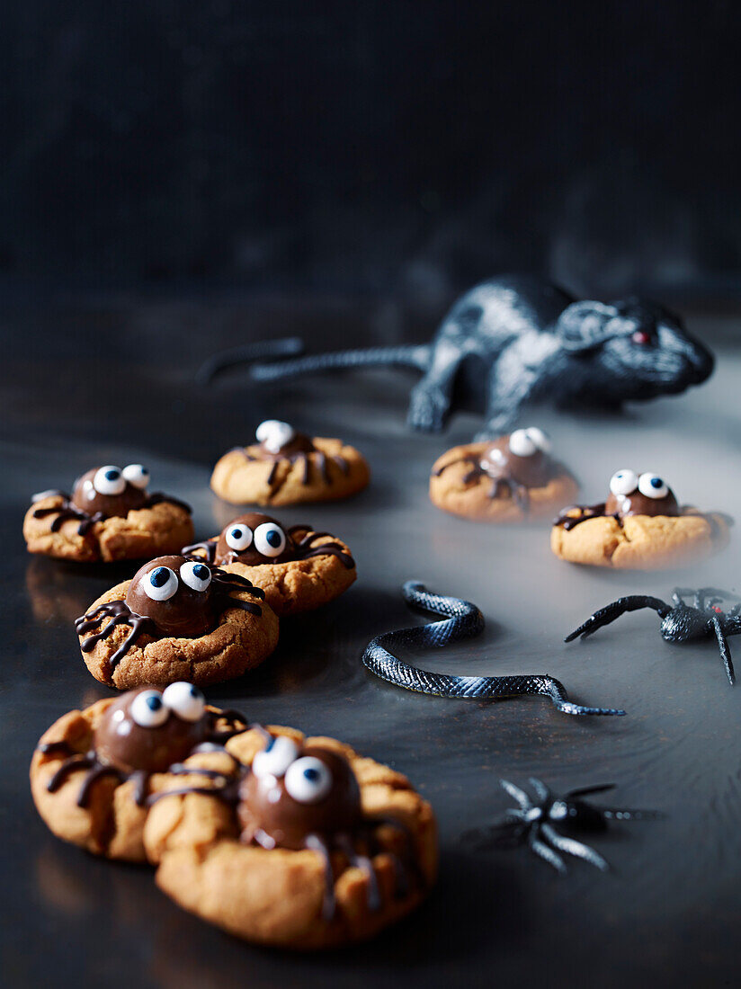 Spider biscuits for Halloween