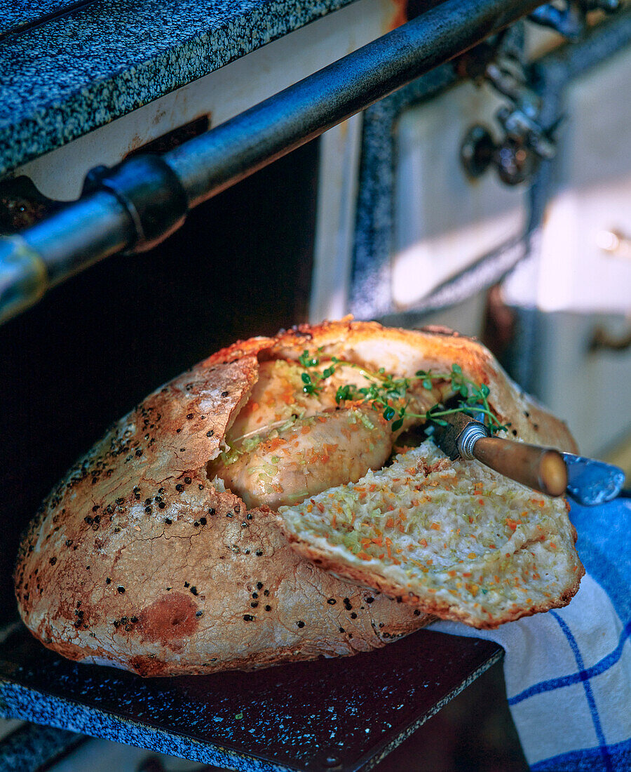 Hühnchen im Brotteig gebacken