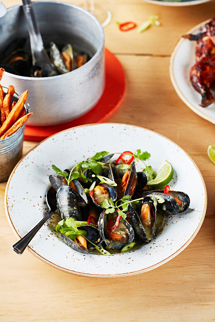 Mussels with chilli, lime and coriander