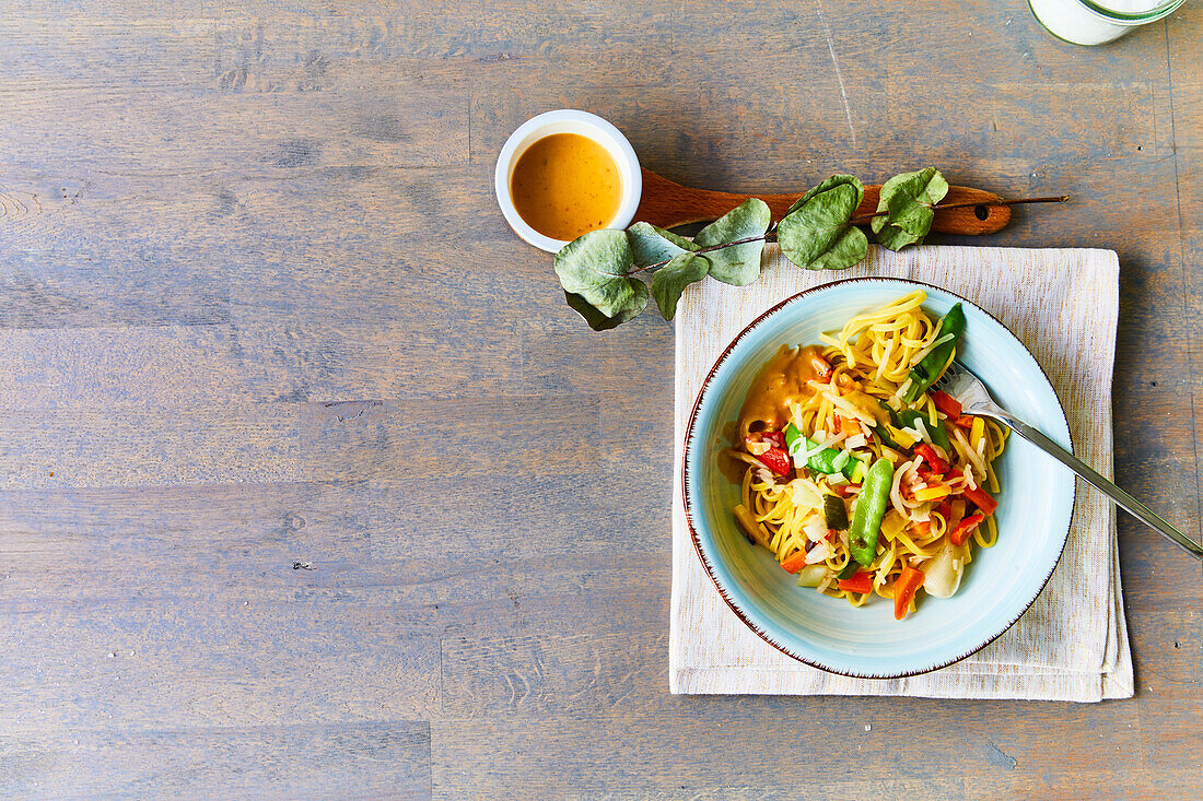 Tagliatelle with stir fried vegetables