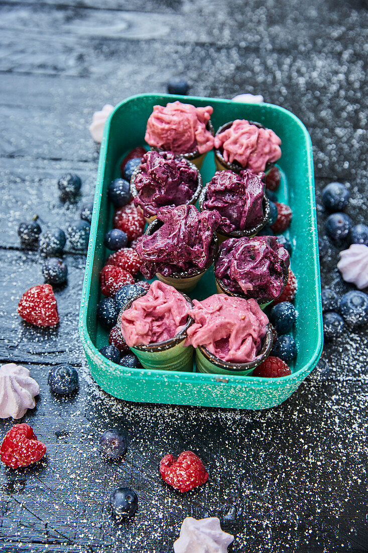 Nicecream with berries