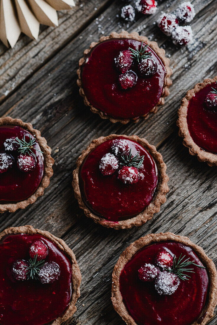 Tartlets with cranberries