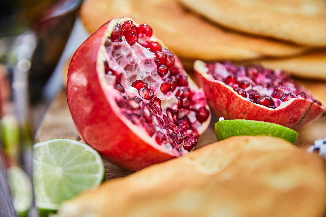 Halbierter Granatapfel