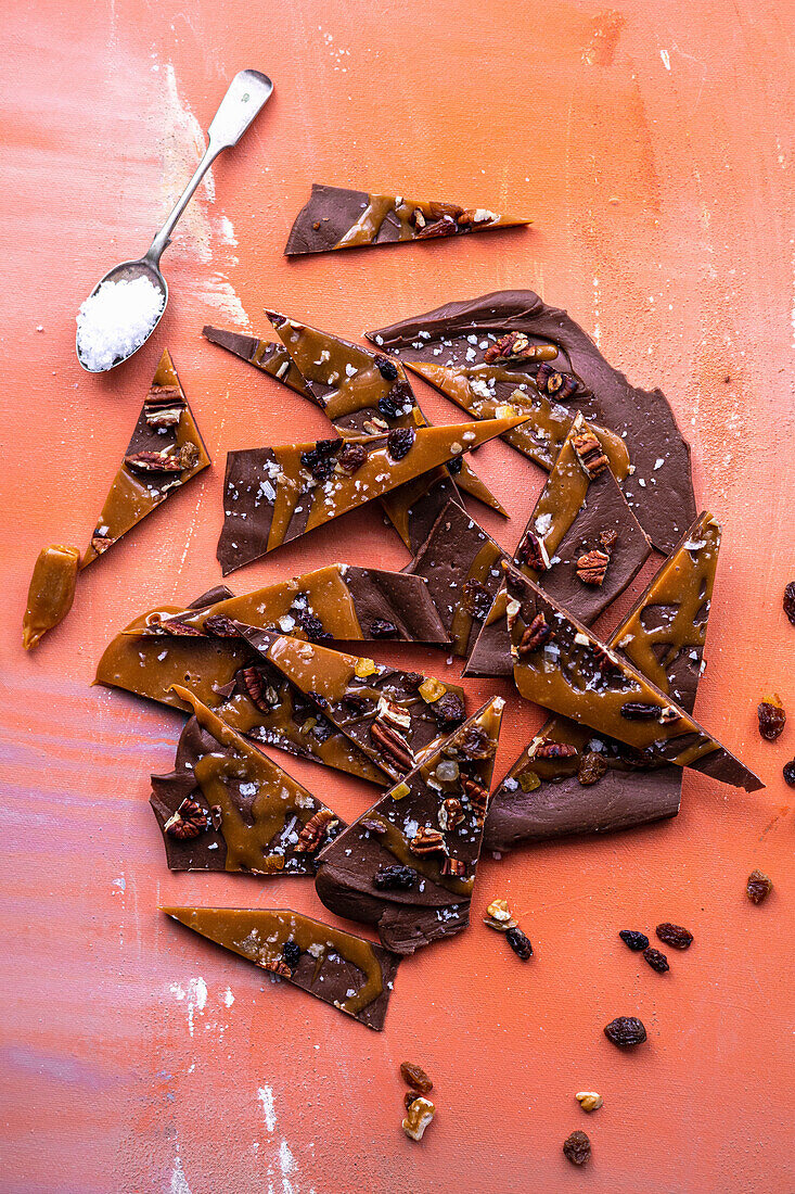 Chocolate caramel with dried fruit, pecans and sea salt