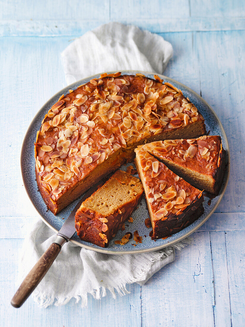 Orange fudge cake with almonds