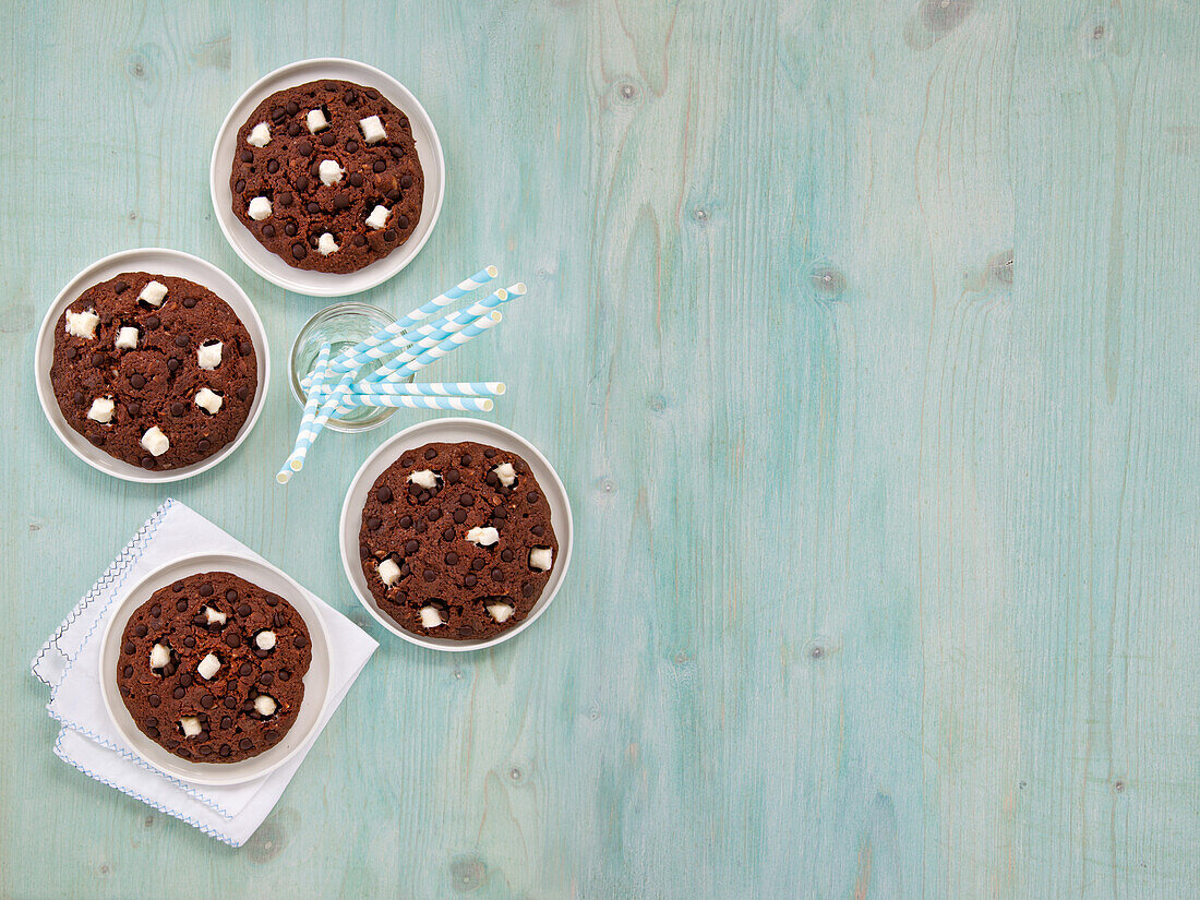 Chocolate Chip Cookies mit Marshmallows aus der Mikrowelle