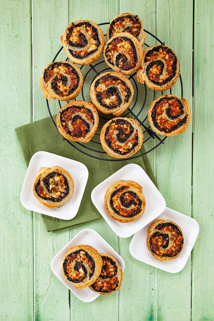 Blätterteig-Spinat-Schnecken aus der Heißluftfritteuse