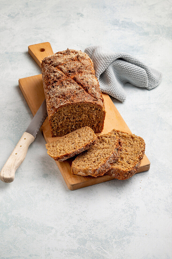 Dinkelvollkornbrot mit Hafer