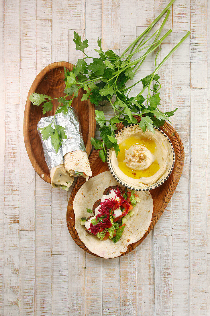 Pitta bread with hummus