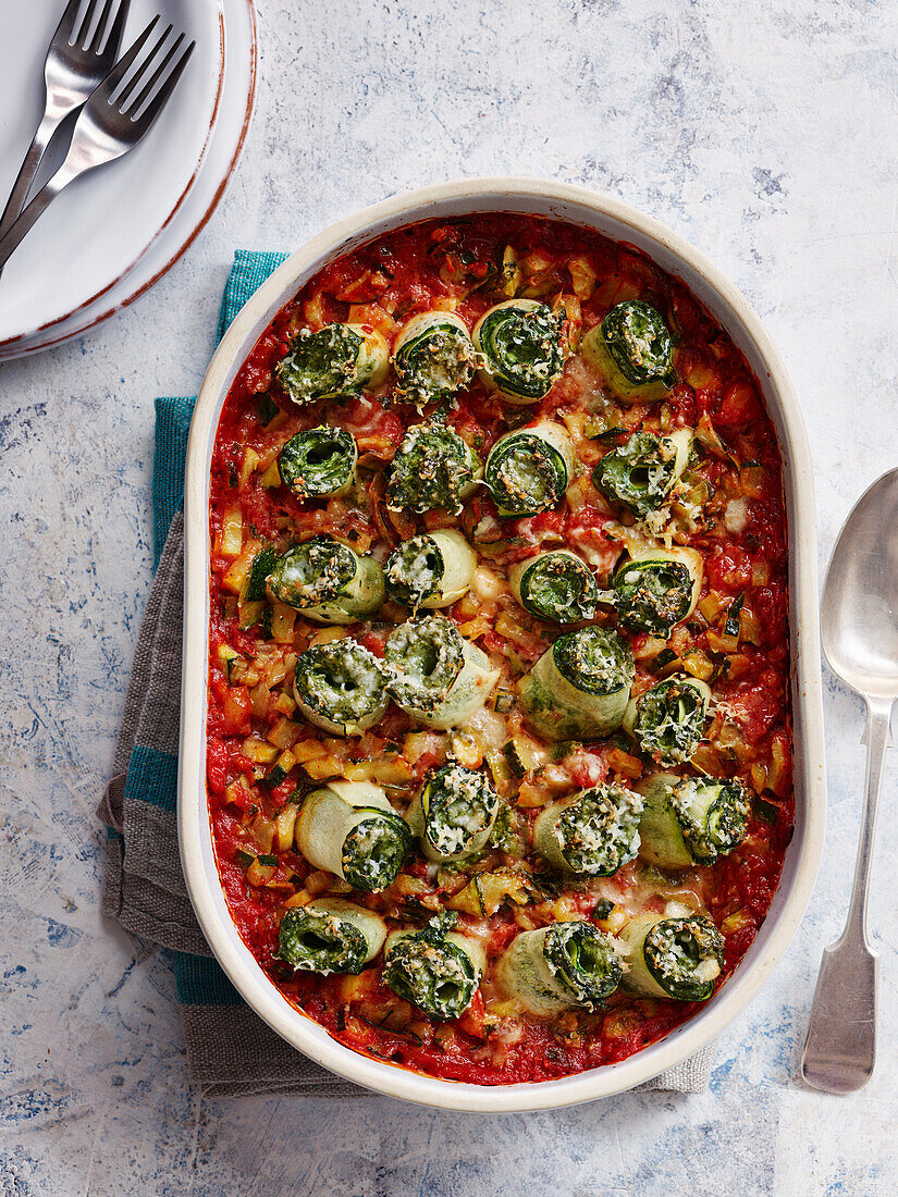 Rotolo-Auflauf mit Spinat-Ricotta-Füllung