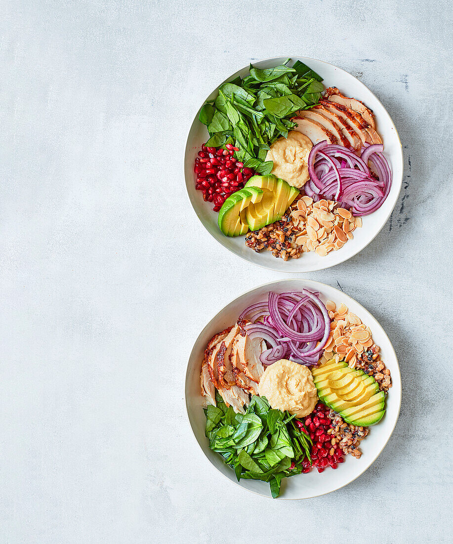 Quick chicken hummus bowl