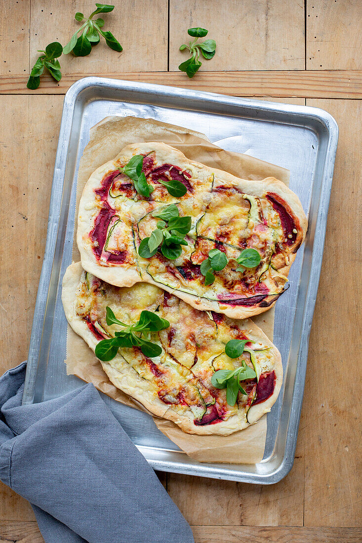 Tarte flambée with zucchini and beetroot