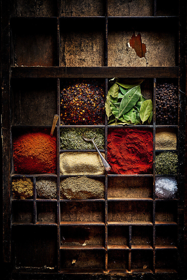 Letterpress drawer with spices