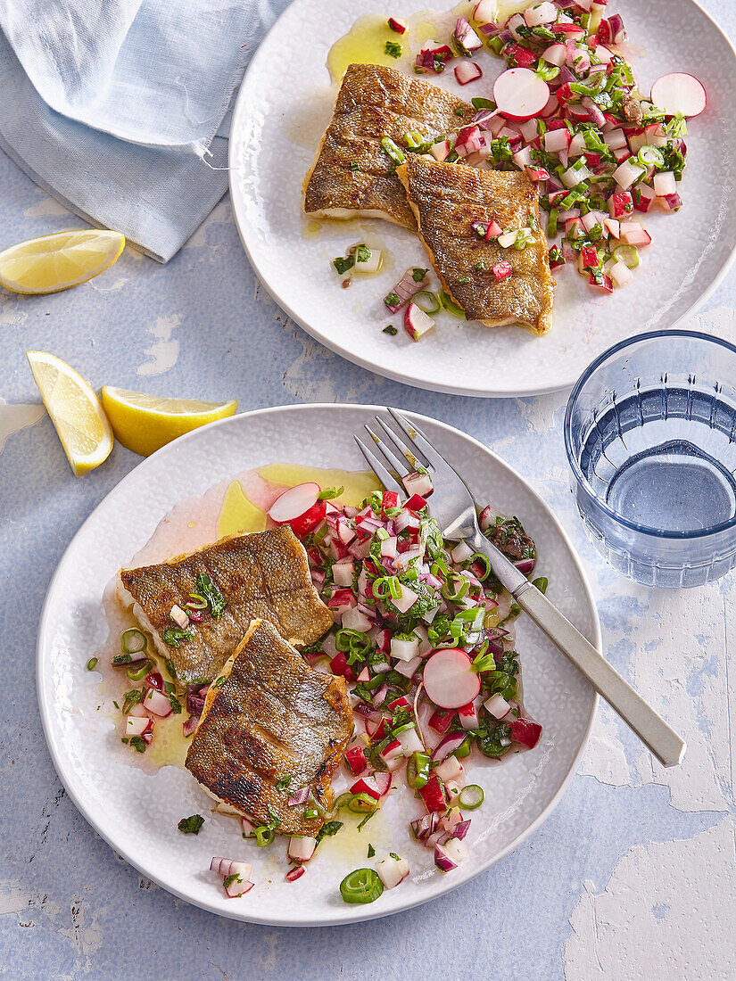 Trout fillets with radish salad
