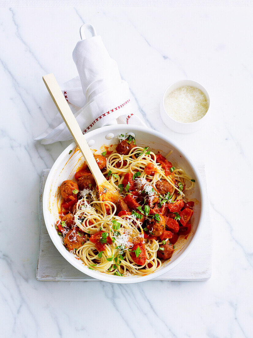 Spaghetti with meatballs