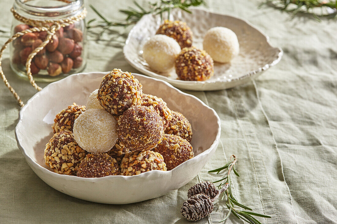 Rum and coconut balls