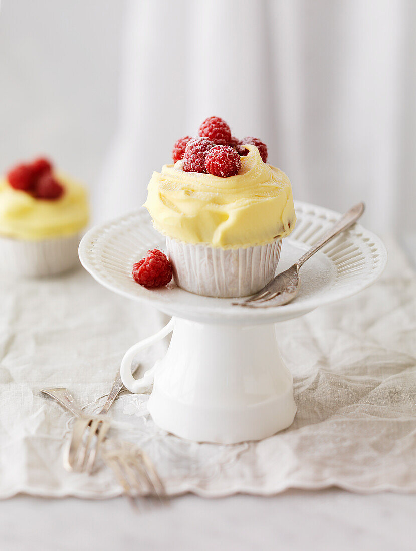 Himbeer-Trifle-Cupcakes