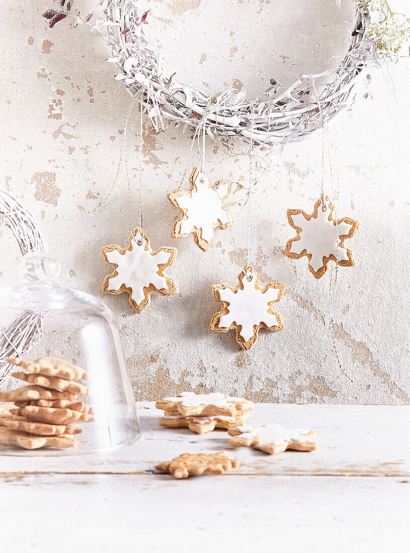Gingerbread snowflake cookies