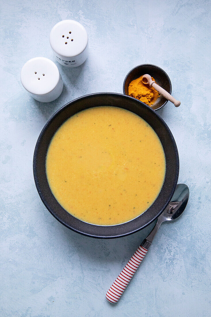 Möhren-Kartoffel-Suppe